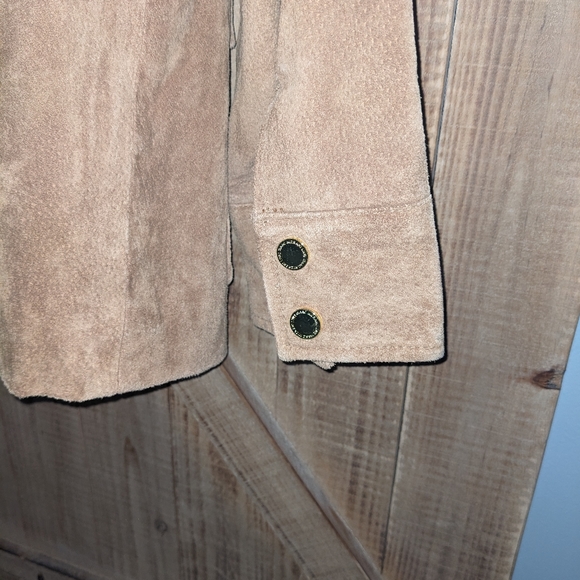 Tan suede jacket - Picture 4 of 10